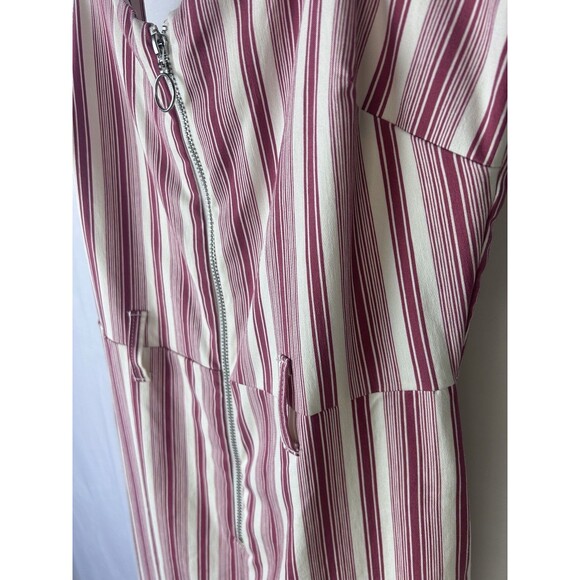 Romeo & Juliet Couture Womens Medium Jumpsuit Red & Ivory NWT - Picture 11 of 12